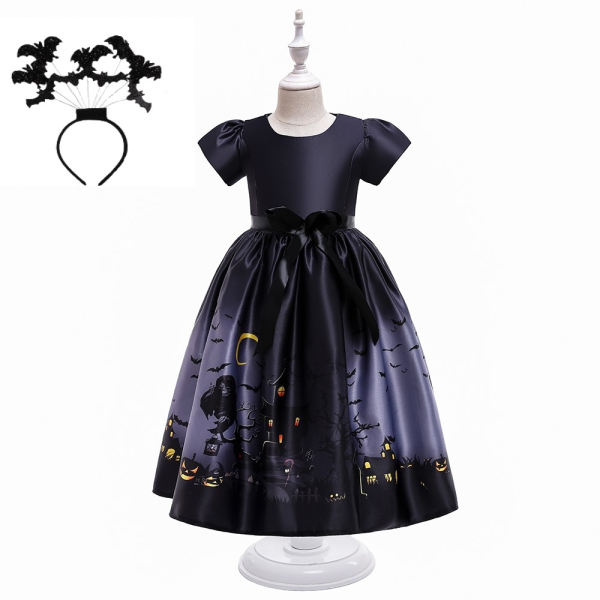 Costum Halloween fete Regina Liliac eleganta